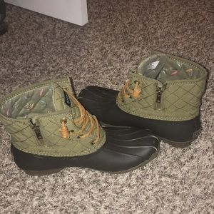 Sperry topsider duck boots
